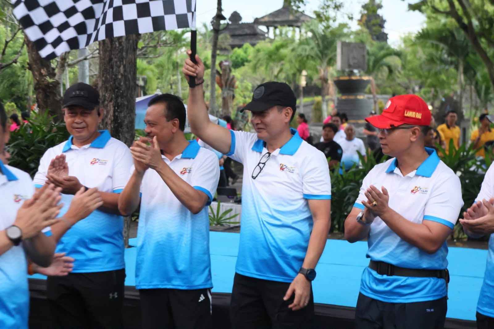 Sambut Hari Bhayangkara Ke-80 Polda Bali Laksanakan Olahraga Bersama Serta Bazar UMKM