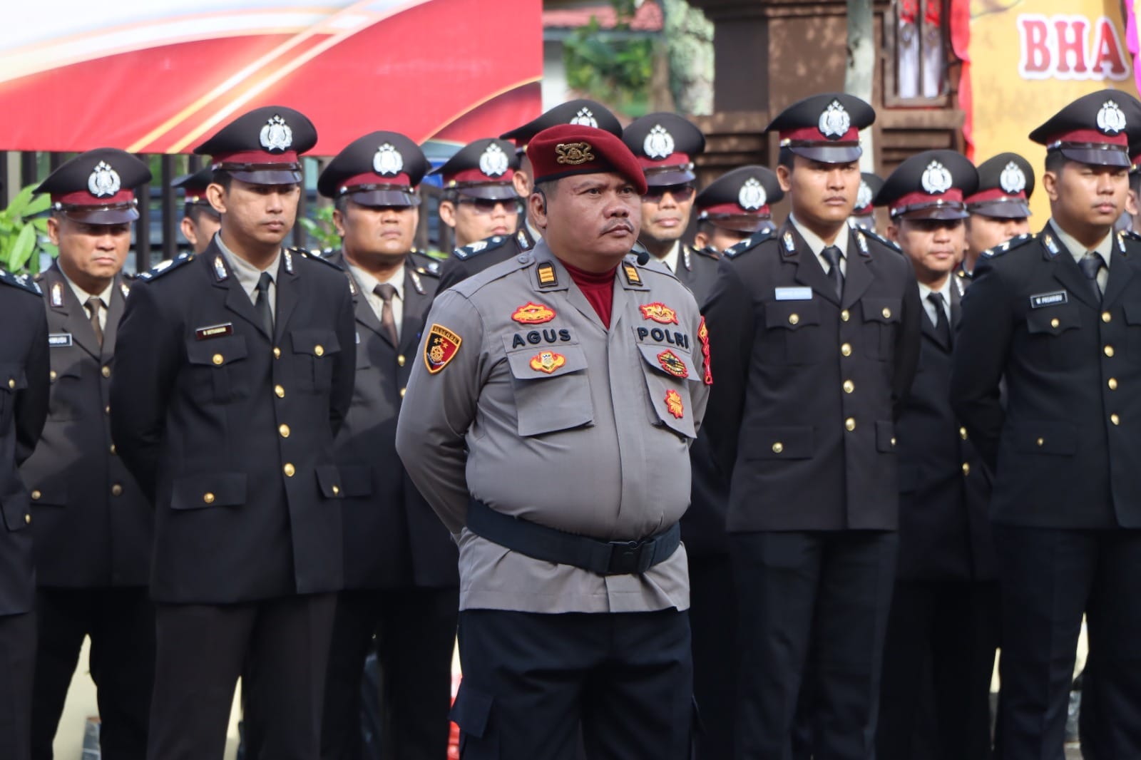 Upacara Hari Bhayangkara ke-80 Digelar Polresta Pontianak, Teguhkan Komitmen Melayani dan Melindungi Masyarakat