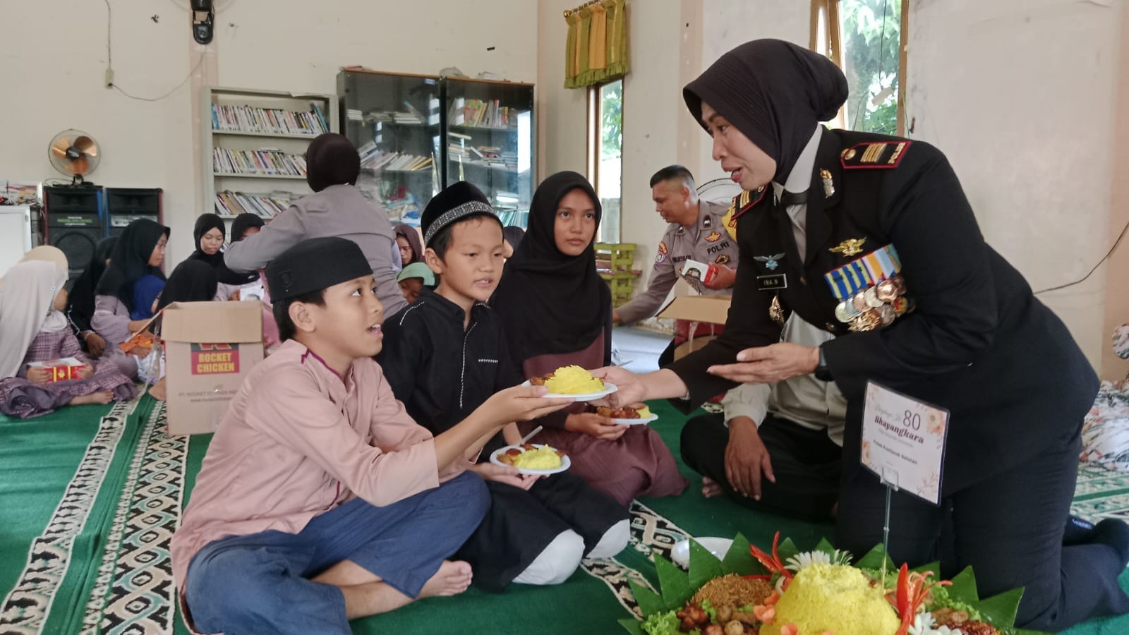 Wujud Kepedulian di Hari Bhayangkara ke-80, Polsek Pontianak Selatan Santuni Anak Yatim di Panti Asuhan Pepabri