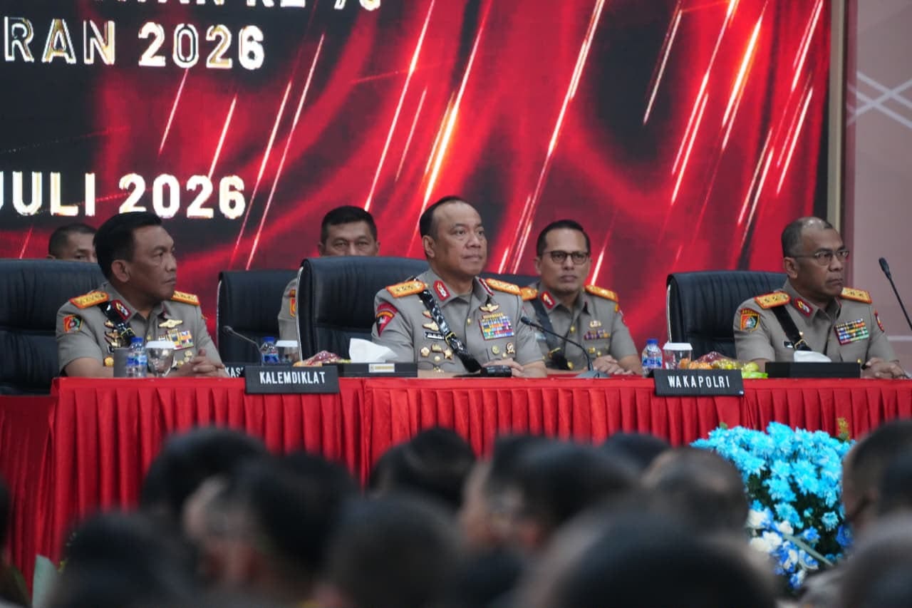 Tutup Pendidikan Sespim, Wakapolri Tegaskan 418 Lulusan Siap Jawab Tantangan Global dan Transformasi Digital