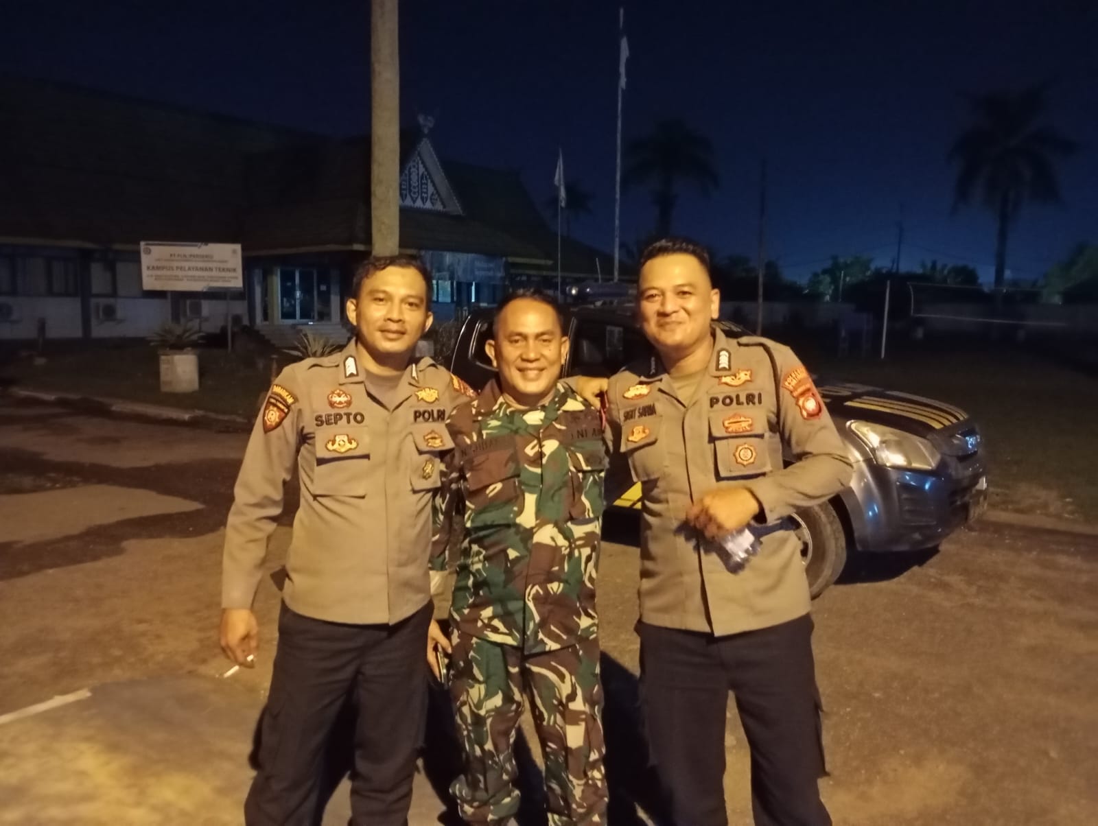 Patroli Enggang Polsek Pontianak Utara Sambangi Kantor PLN Siantan, Monitoring Situasi Kamtibmas