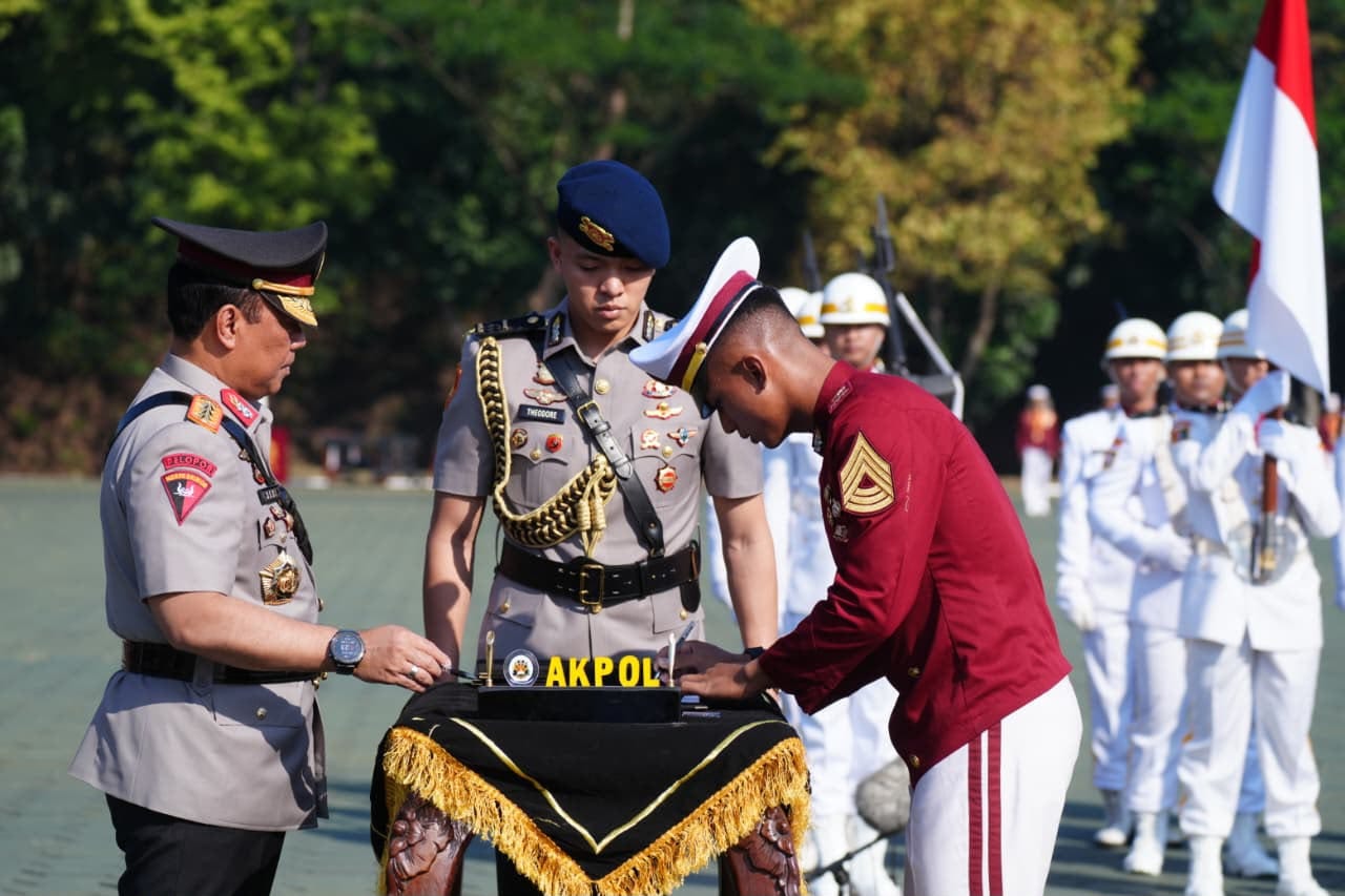 Wakapolri Tutup Pendidikan 282 Capaja Polri, Sampaikan Arahan dan Pesan Kapolri kepada Calon Perwira