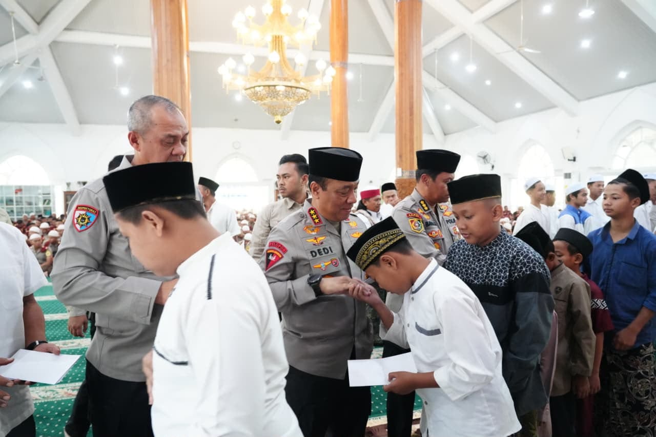 Wakapolri Ajak Taruna Akpol Perkuat Empati melalui Santunan Anak Yatim di Hari Bhayangkara ke-80