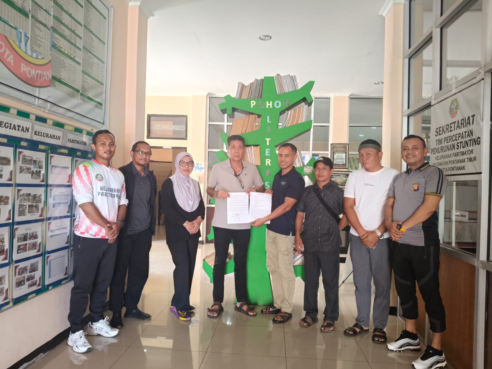 Problem Solving Humanis, Bhabinkamtibmas Parit Mayor Mediasi Sengketa Pondasi Rumah Warga