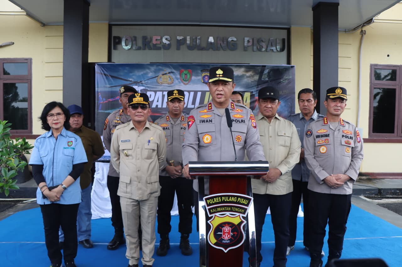 Antisipasi Karhutla, Kapolda Kalteng Bersama Gubernur Laksanakan Patroli Udara di Pulpis