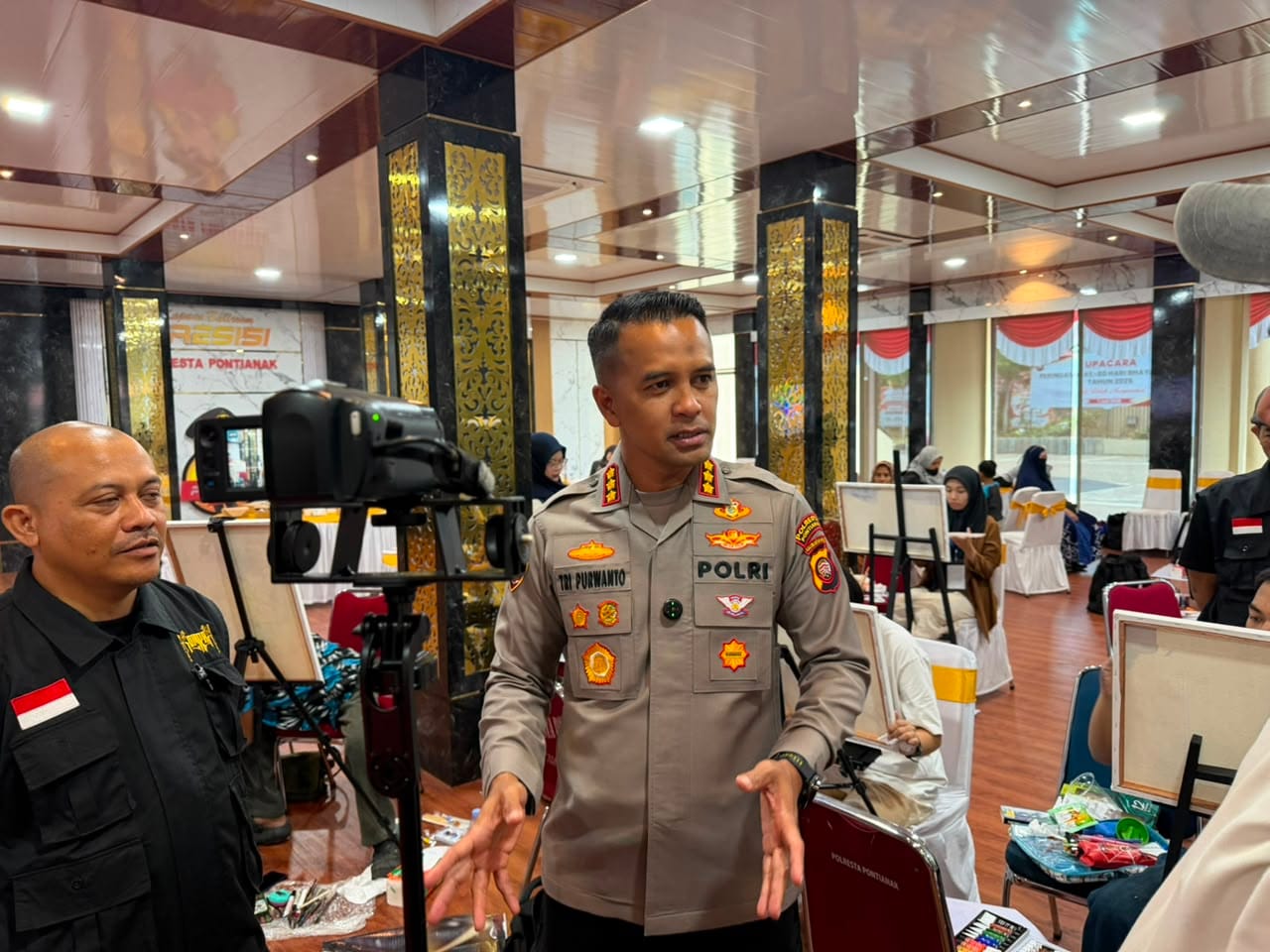 Rangkul Penyandang Disabilitas, Polresta Pontianak Meriahkan Hari Bhayangkara ke-80 Lewat Lomba Lukis