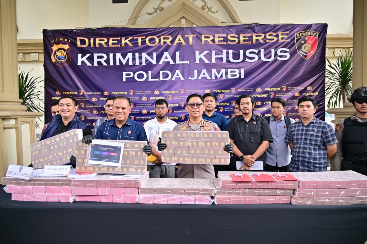 Polda Jambi Bongkar Dugaan Pembobolan Dana Bank Jambi Senilai Rp144,82 Miliar, Tiga Pelaku Diamankan