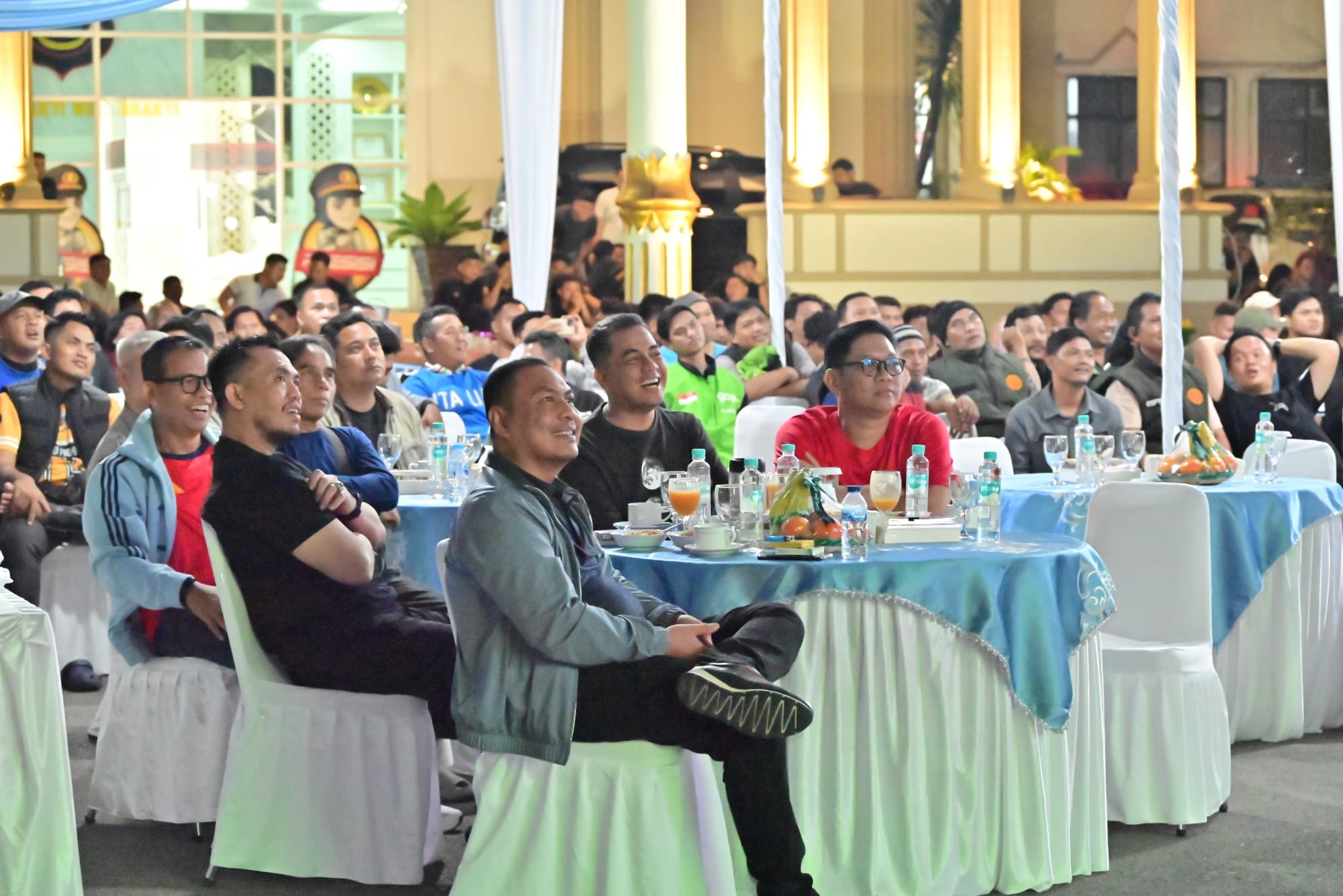 Nonton Bareng Semifinal Piala Dunia 2026, Polda Jambi Perkuat Kedekatan dengan Masyarakat
