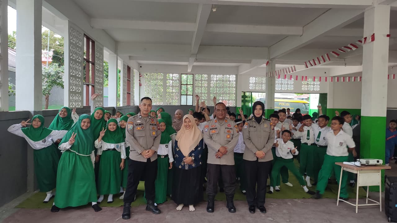 Melalui Edukasi Anti Bullying, Satbinmas Polresta Pontianak Dorong Terciptanya Lingkungan Sekolah yang Aman dan Nyaman