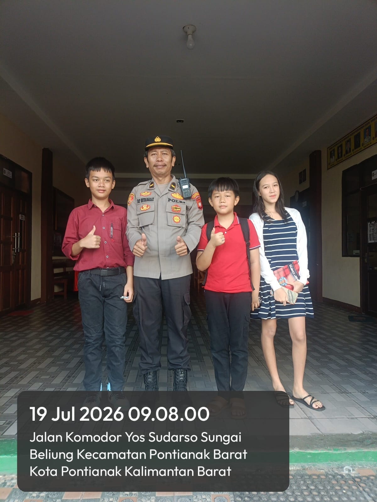 Antisipasi Gangguan Kamtibmas, Personel Polsek Pontianak Barat Patroli Gereja Saat Ibadah Minggu.