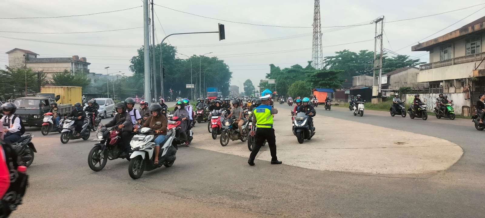 Tingginya Angka Kecelakaan di Pontianak Utara, Unit Lantas Polsek Pontianak Utara Gencarkan Imbauan Tertib Berlalu Lintas