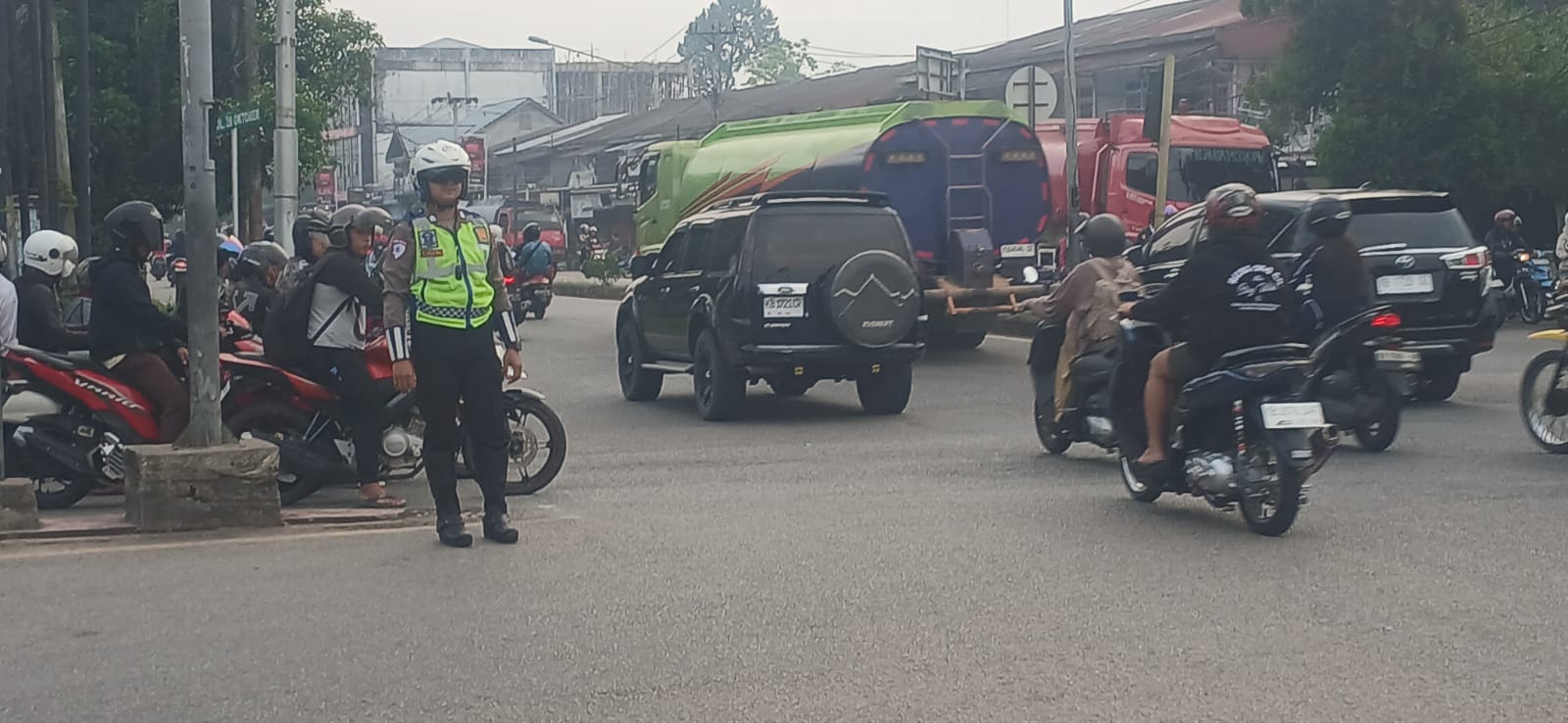 Cegah Kecelakaan Lalu Lintas, Unit Lantas Polsek Pontianak Utara Ajak Pengendara Patuhi Aturan Berkendara