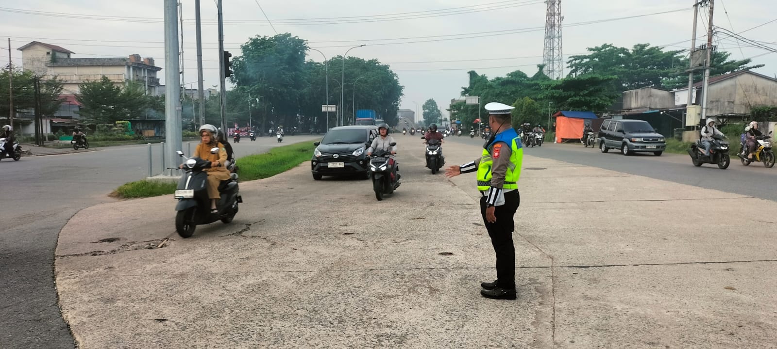 Tingginya Angka Kecelakaan di Pontianak Utara, Unit Lantas Polsek Pontianak Utara Gencarkan Imbauan Tertib Berlalu Lintas