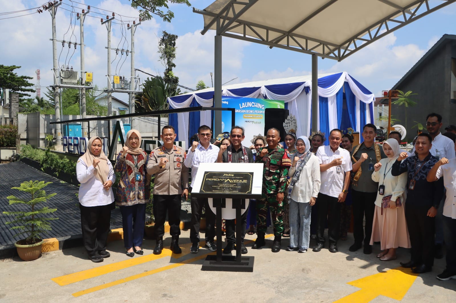 Dukung Pengembangan Ekonomi, Wakapolresta Pontianak Hadiri Peluncuran Perdana Avenue Perum Bulog