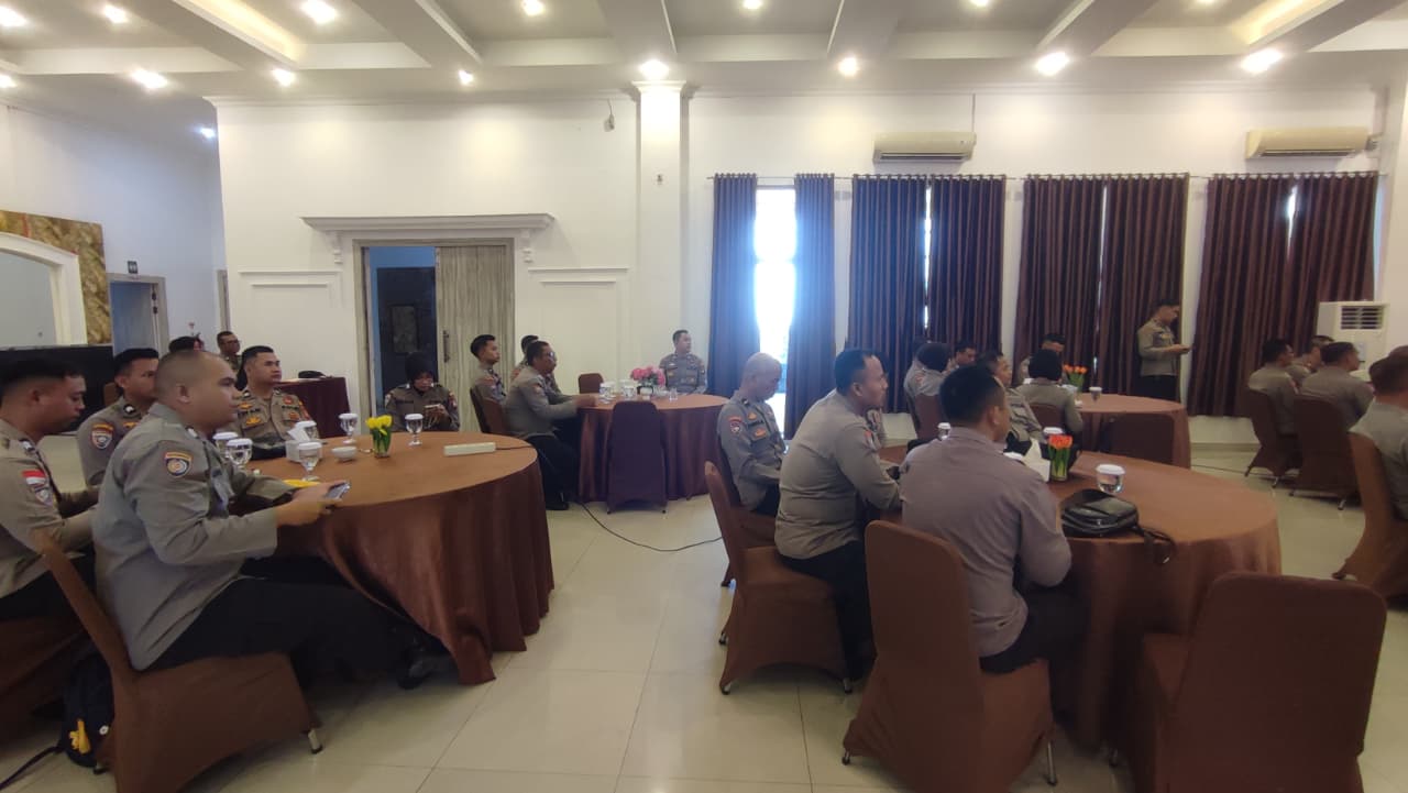 Perkuat Kinerja Pembinaan Masyarakat, Sat Binmas Polresta Pontianak Hadiri Anev Semester I TA 2026
