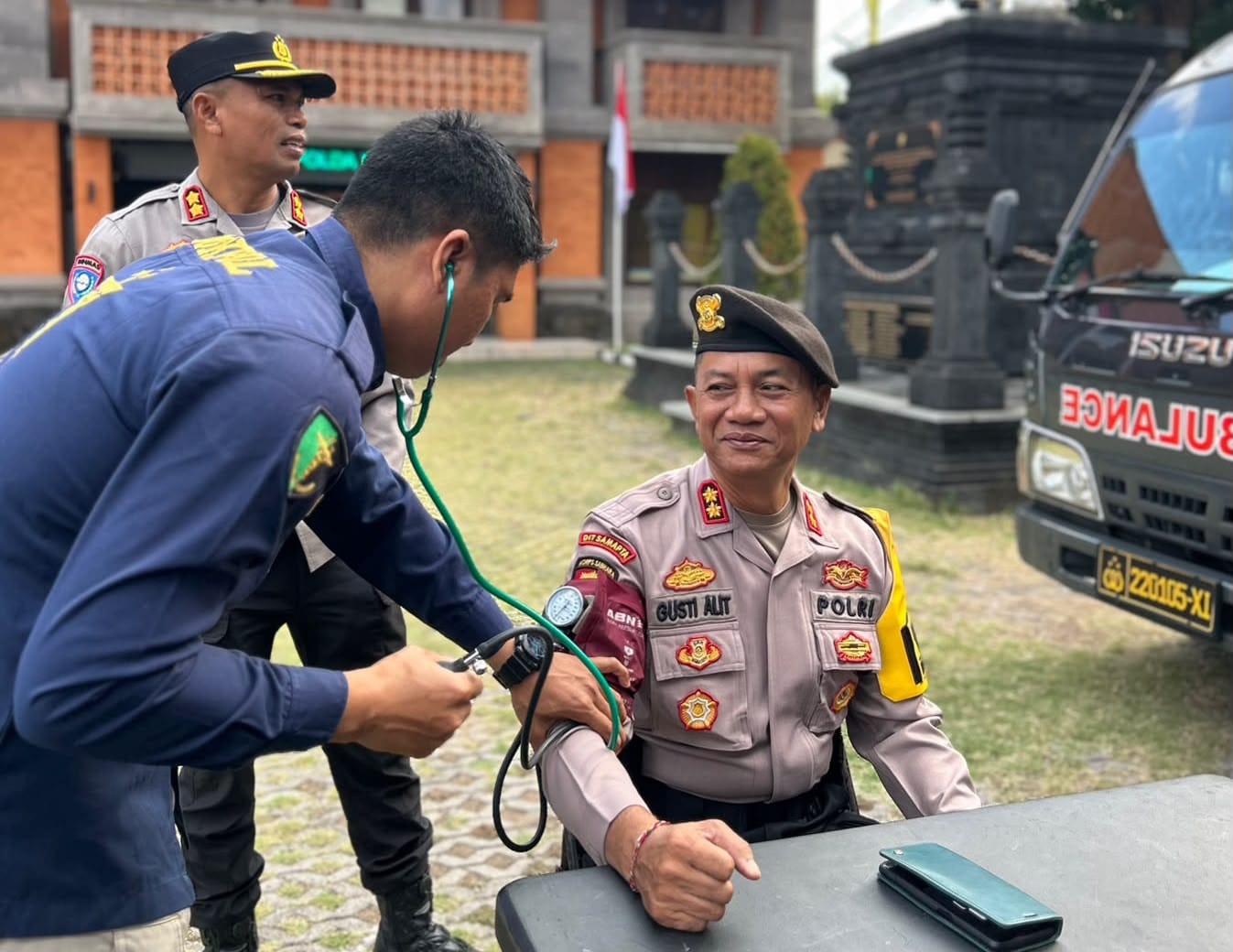 Dukung Operasi Pekat Agung 2026, Keslap Biddokkes Polda Bali Berikan Layanan Kesehatan Personel