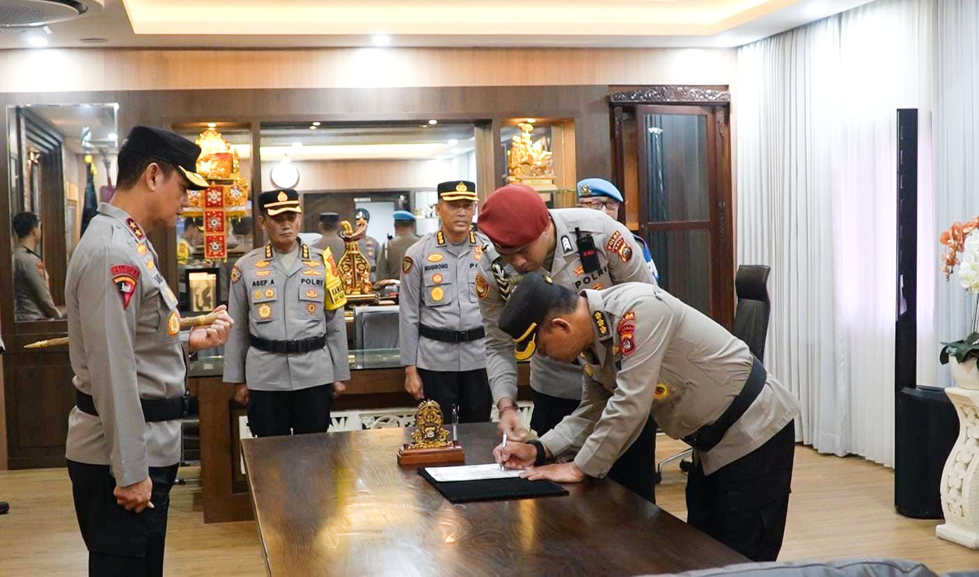 Kapolda Bali Pimpin Sertijab Karolog, Wujud Penguatan Organisasi dan Kinerja Kepolisian
