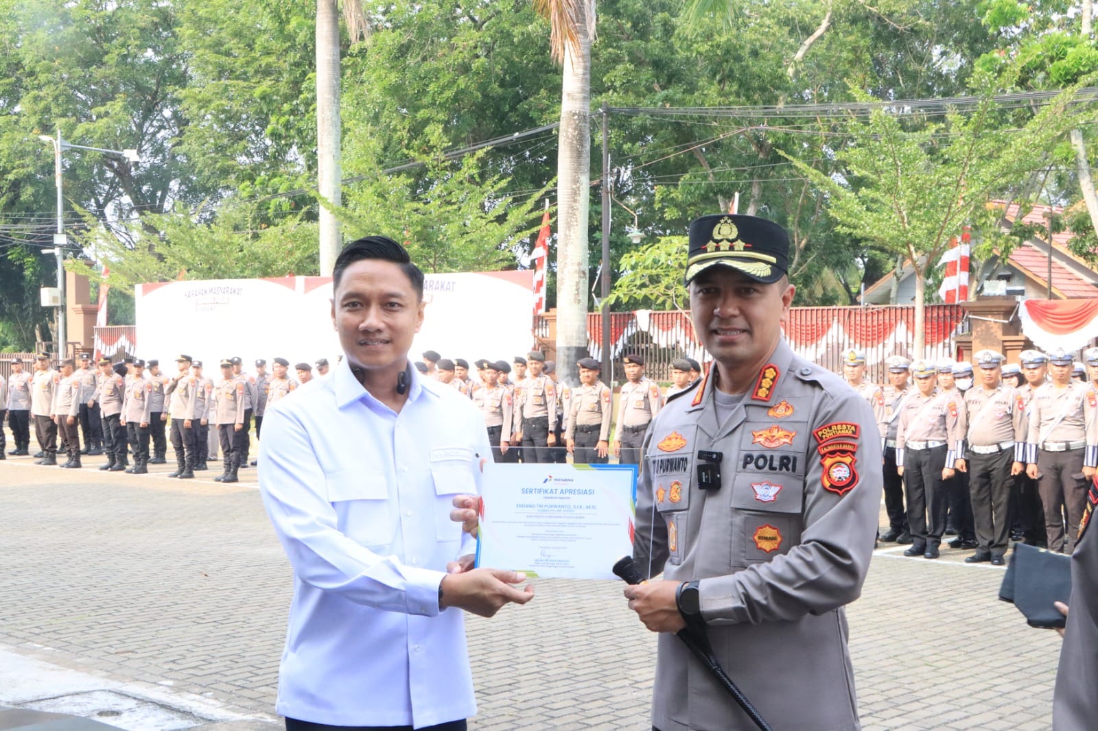Sinergi Pengamanan Distribusi BBM Berbuah Apresiasi, Pertamina Patra Niaga Regional Kalimantan Beri Penghargaan kepada Kapolresta Pontianak