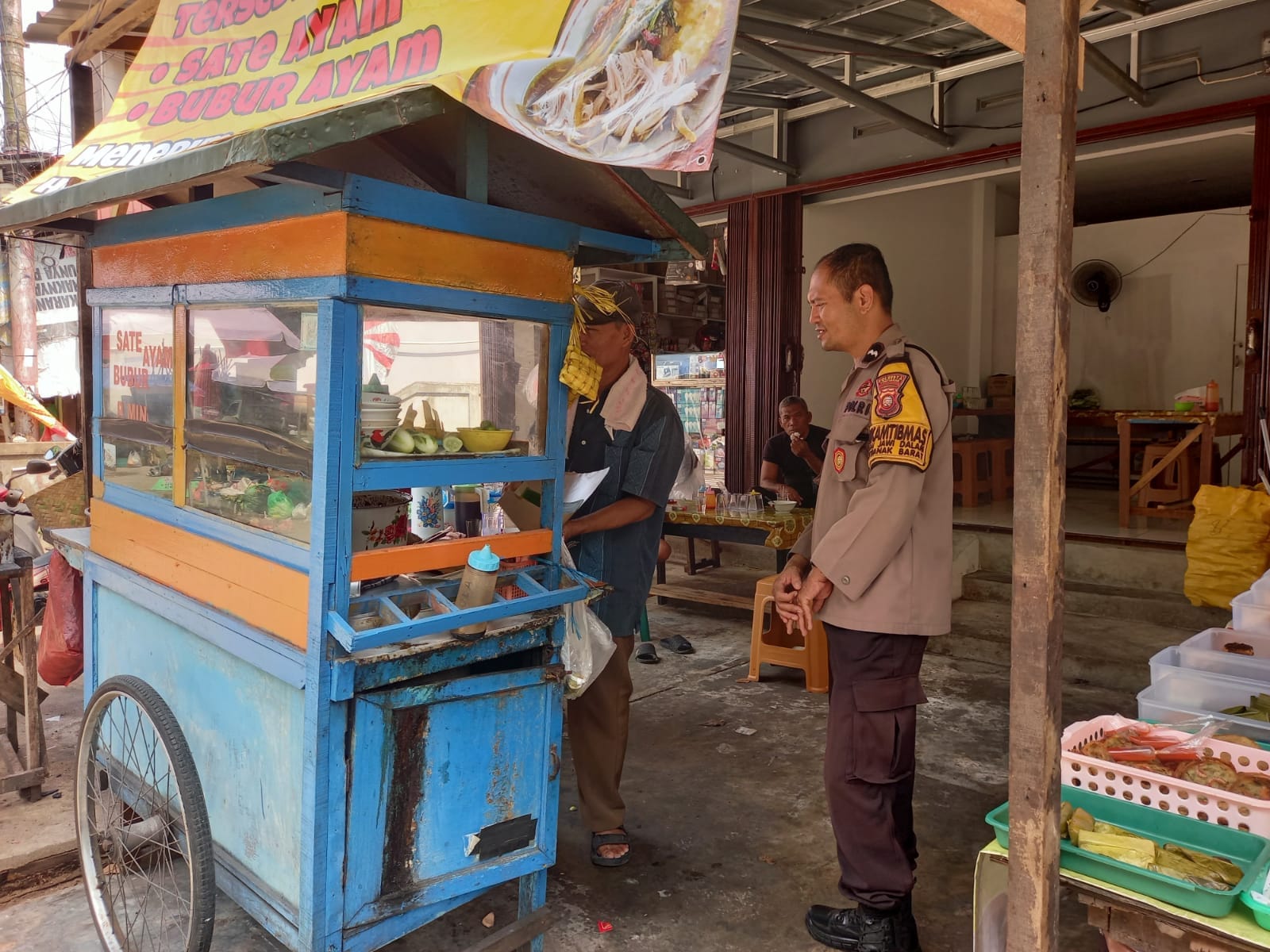 Sambangi Warga Melalui DDS, Bhabinkamtibmas Sei Jawi Dalam Ajak Masyarakat Jaga Kamtibmas