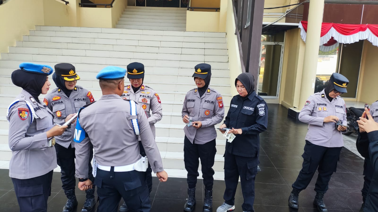 Gaktibplin Sambut HUT Polwan ke-78, Polresta Pontianak Dorong Polwan Lebih Disiplin dan Profesional