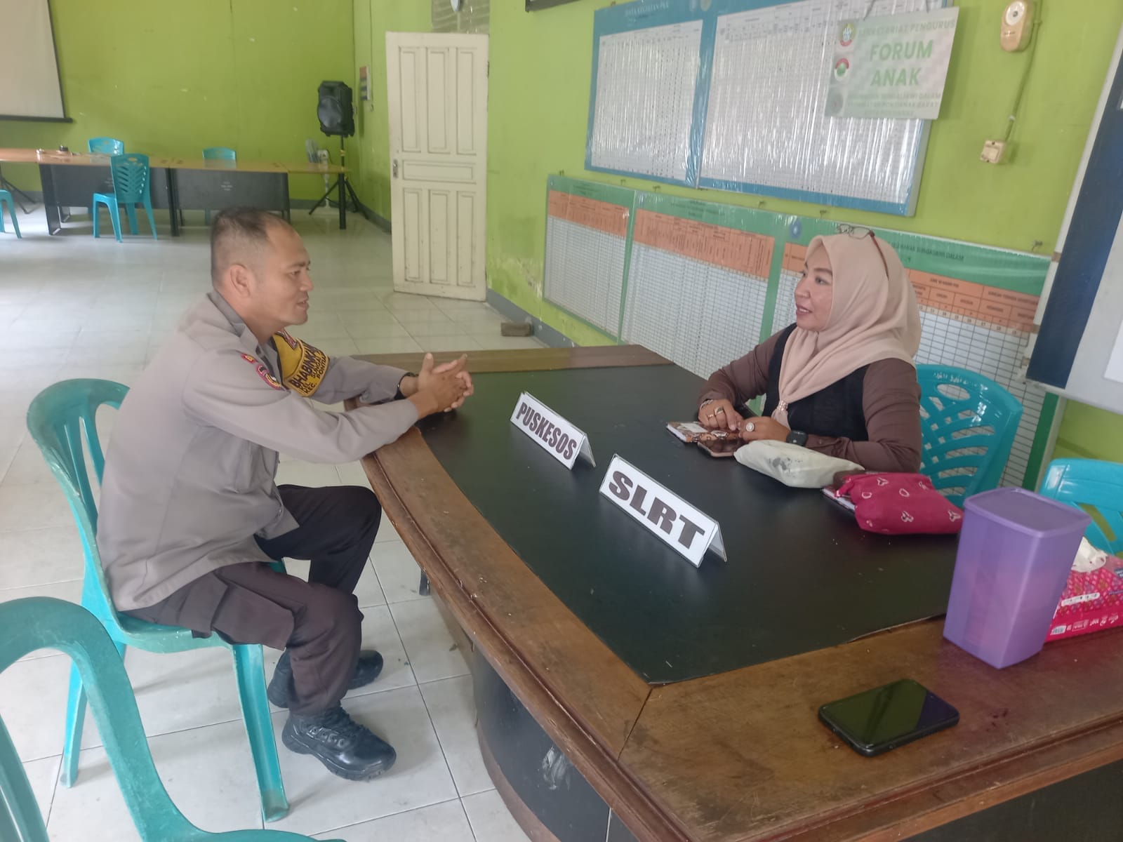 Jaga Harkamtibmas, Bhabinkamtibmas Sei Jawi Dalam Sambangi Warga, Sampaikan Imbauan Kamtibmas