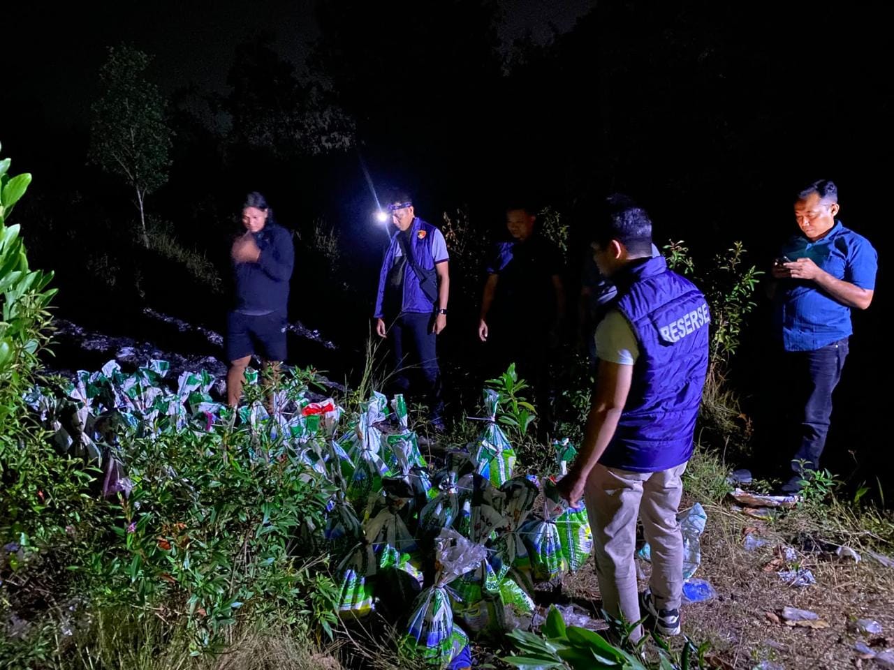 Pasir Timah Tak Bertuan Ditemukan di Belitung, Timgab Polda Babel dan Satlap Tricakti Lakukan Penindakan