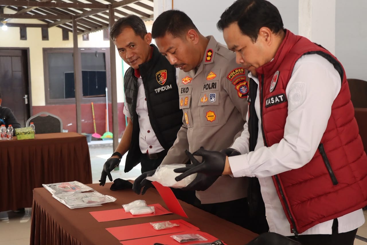 Polres Lamandau Kembali Ungkap Curanmor dan Narkotika, 10 Kendaraan Roda Dua serta 1,2 Kilogram Sabu Diamankan