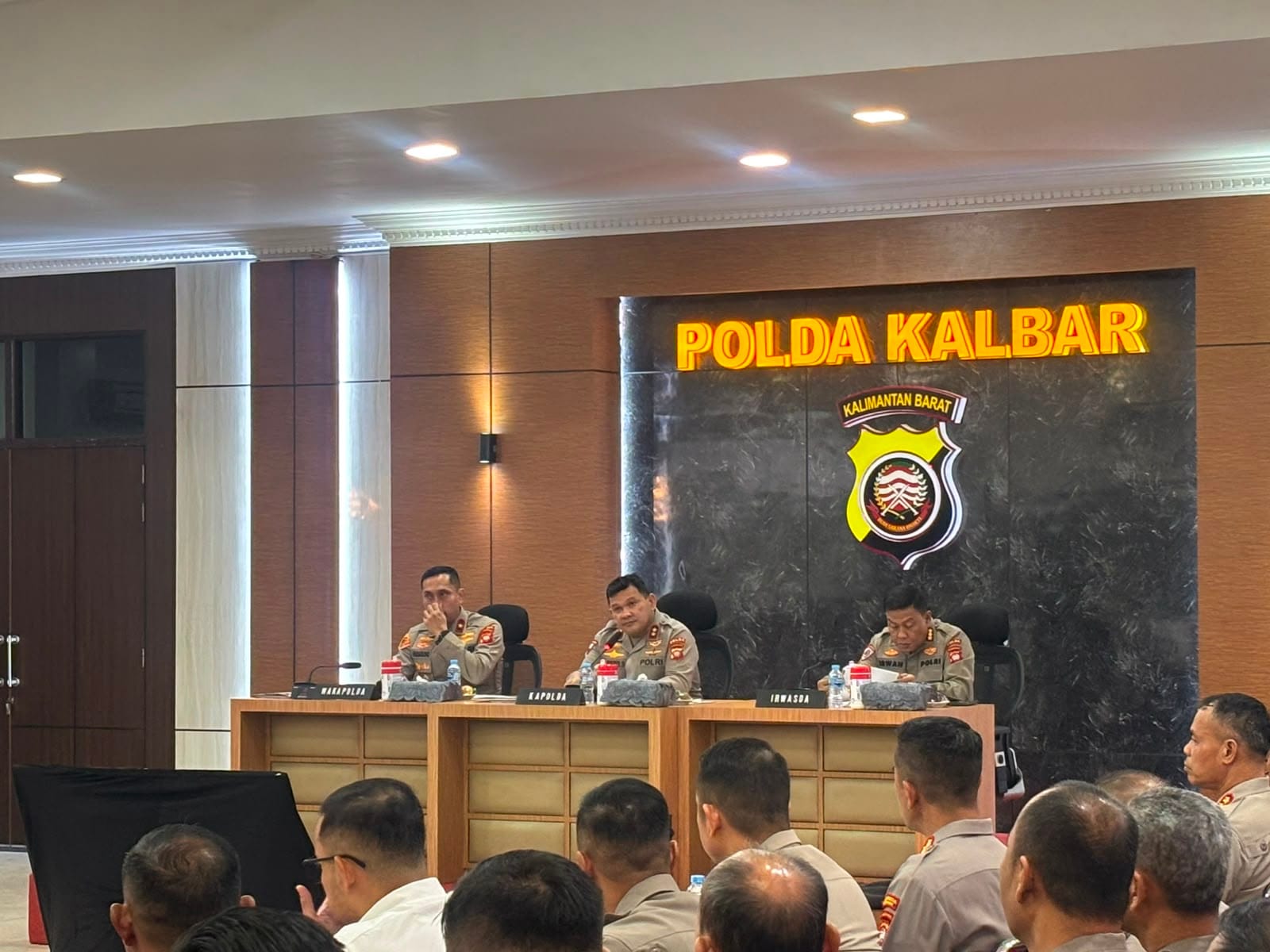 Kapolda Kalbar Pimpin Tactical Wall Game Pengamanan Aksi Unjuk Rasa di Wilayah Hukum Polresta Pontianak