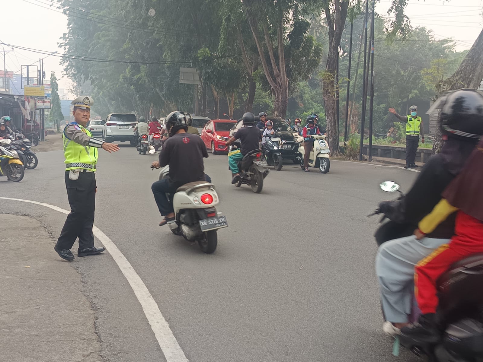 Perkuat Pelayanan kepada Pengguna Jalan, Unit Lantas Polsek Pontianak Kota Atur Lalu Lintas
