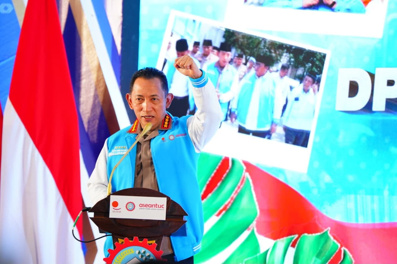 Kapolri Resmikan Gedung KSPSI AGN Jatim