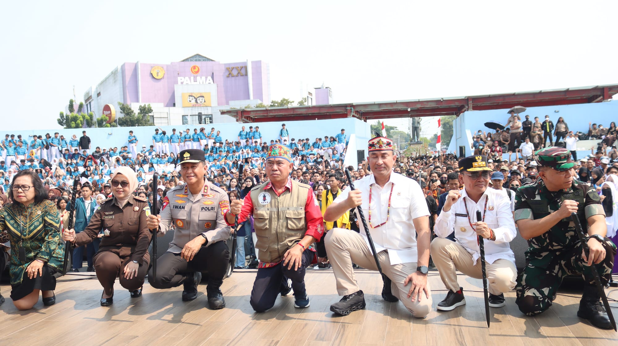 Suasana Pagi Penuh Semangat, 3.000 Mahasiswa dan Pelajar Teguhkan Komitmen Antinarkoba di Palangka Raya