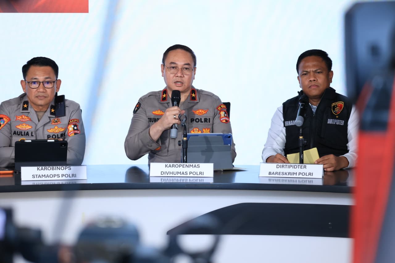 Penegakan Hukum Karhutla Diperkuat, Polri Tetapkan 72 Tersangka di 9 Polda