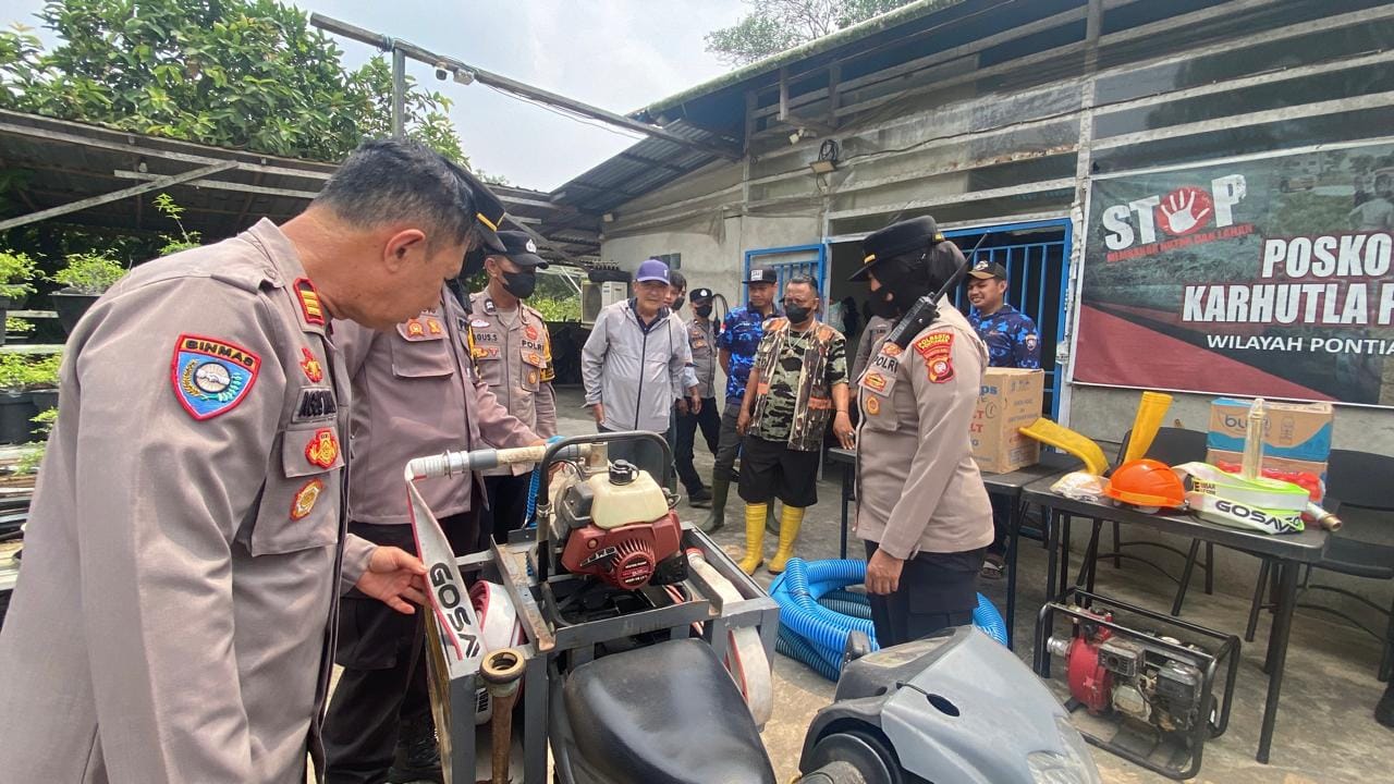 Kapolsek Pontianak Selatan Cek Posko Terpadu, Pastikan Kesiapsiagaan Hadapi Karhutla.