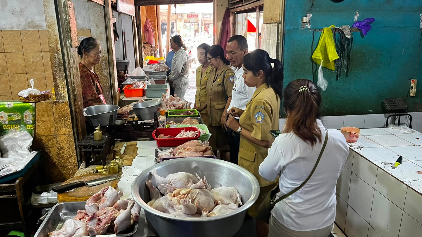 SATGAS SABER PANGAN POLDA BALI INSPEKSI PASAR