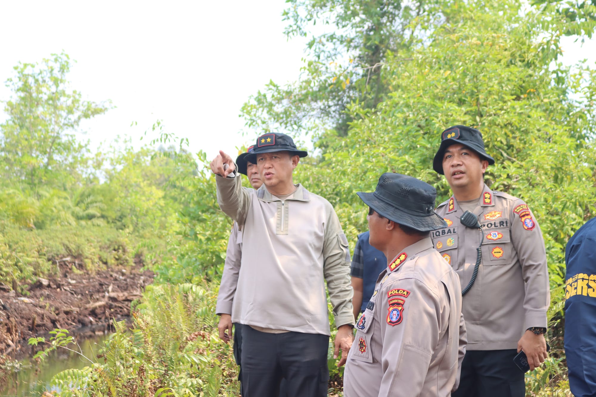 Kapolda Kalteng Pastikan Karhutla Tumbang Nusa Terkendali, Kanal Medson Jadi Strategi Perkuat Pemadaman