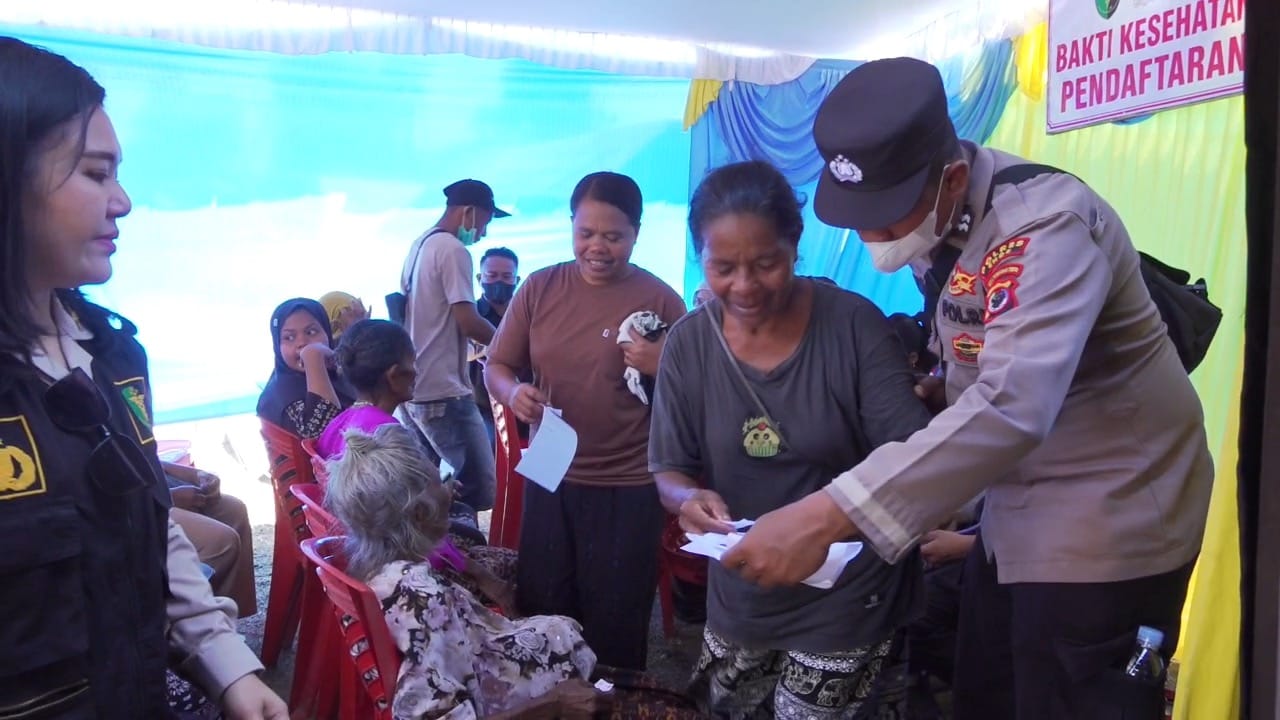 Keslap Posko Ende Hadirkan Poli Anak dan Poli Gigi untuk Layani Keluhan Warga