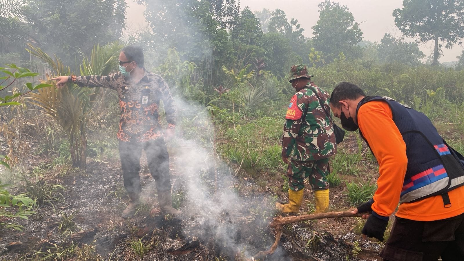 Polsek Pontianak Selatan Bersama Tim Gabungan Tanggulangi Karhutla.
