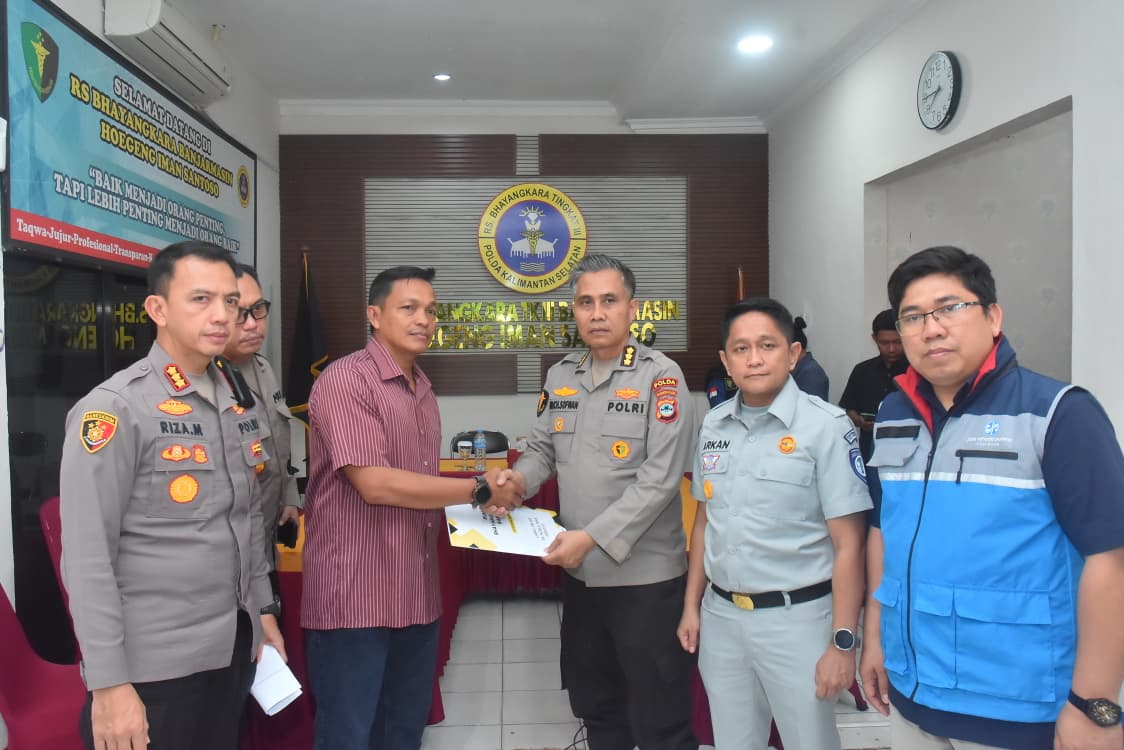 Tim DVI Polda Kalsel Berhasil Identifikasi Enam Korban Kecelakaan Kapal Virgo Transport 8, Pencarian Masih Terus Dilakukan