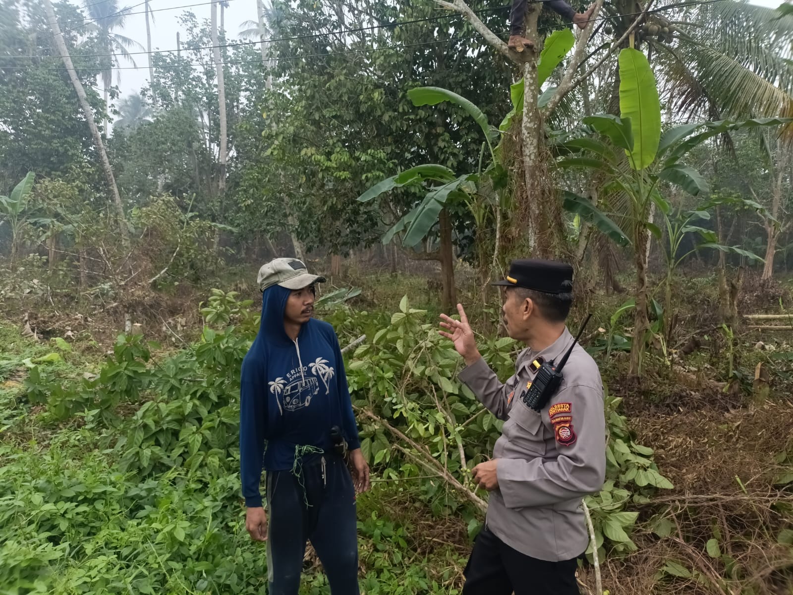 Personil Enggang Polsek Pontianak Barat Laksanakan Patroli Dialogis Antisipasi Gangguan Kamtibmas dan Karhutla