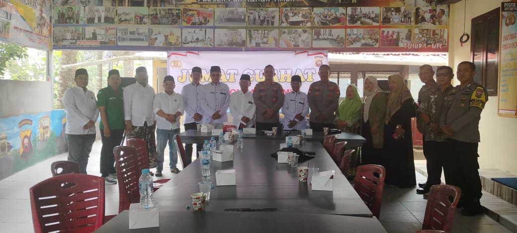 Kapolsek Pontianak Timur Gelar Jum’at Curhat Bersama MWC NU dan Banom NU Se-Kecamatan Pontianak Timur