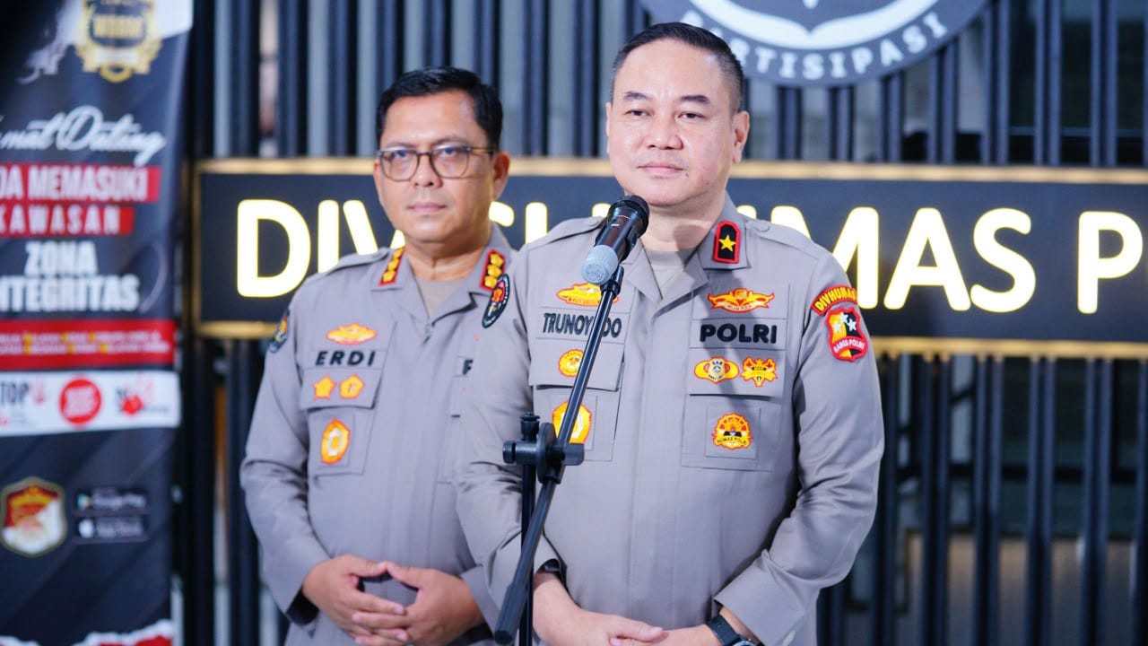 Penanganan Karhutla Dievaluasi, Kapolda Kalteng Bersama Menteri Kehutanan dan Kepala BNPB Rapat di Pulang Pisau