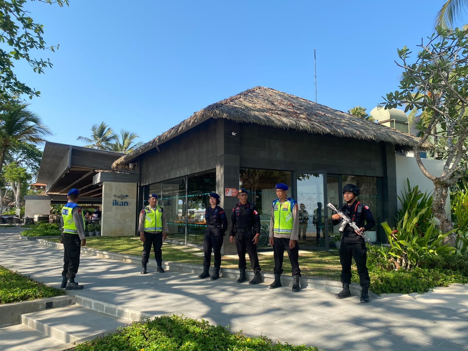 Personel Gabungan dan Patroli ATV Sisir Pantai Westin, Pastikan Keamanan IAWP 2026 Kondusif