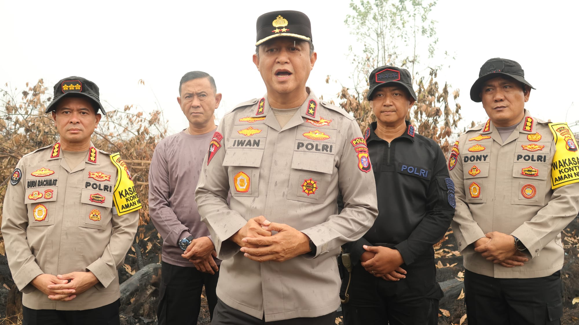Kapolda Kalteng Tinjau Hasil Pembasahan Karhutla di Manduhara Ujung, Penggunaan Cairan X-Fire Dinilai Efektif
