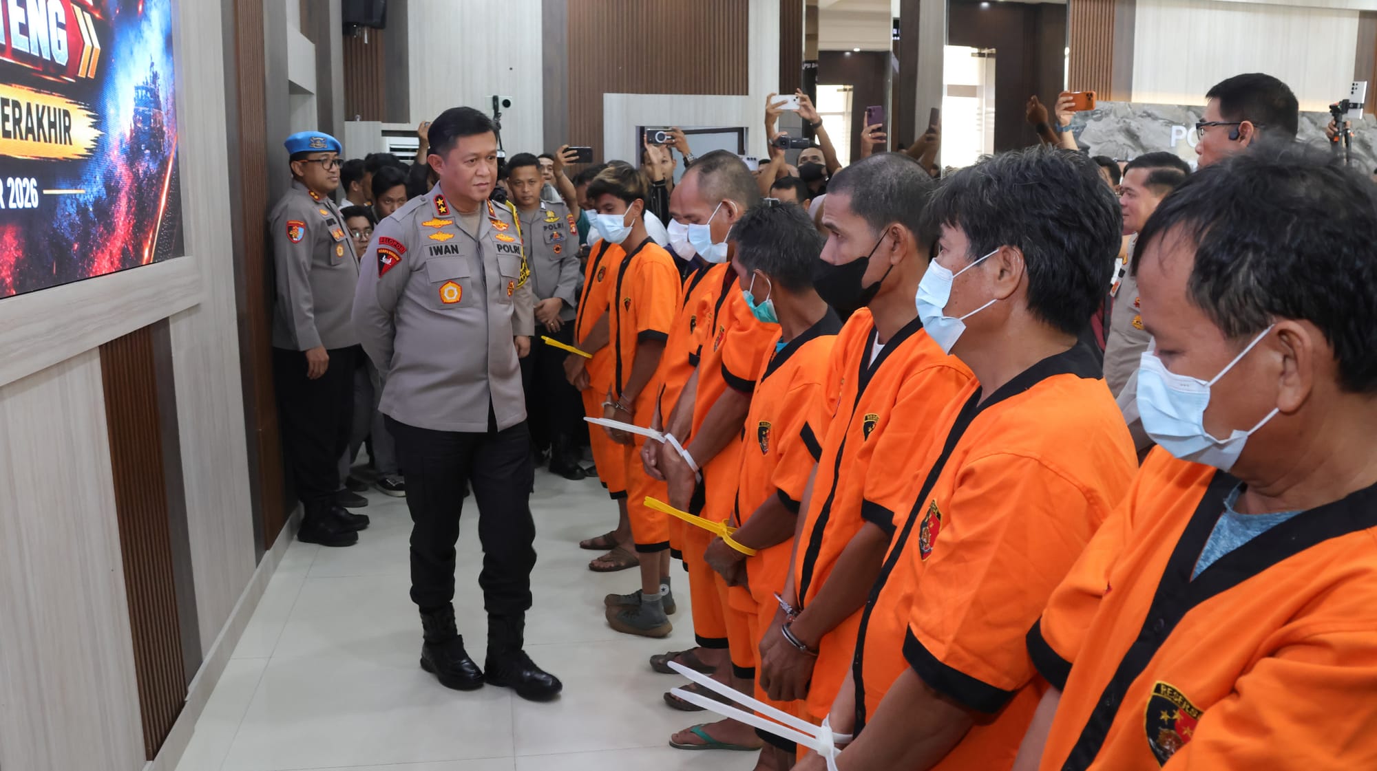 Penegakan Hukum Karhutla Diperkuat, Polda Kalteng Amankan 8 Tersangka dan Selidiki 12 Perusahaan
