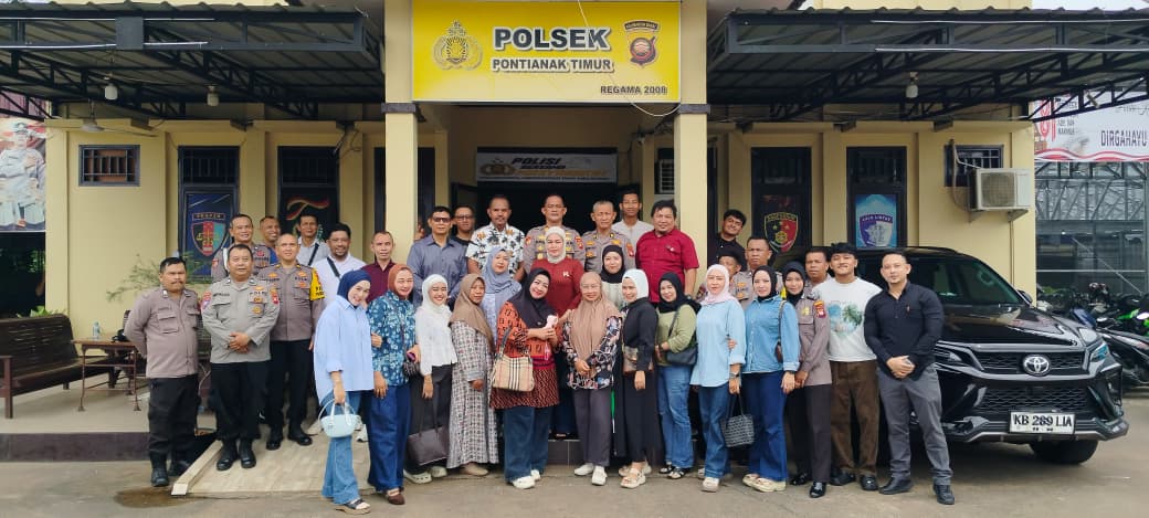 Kapolsek Pontianak Timur Gelar Syukuran Purna Tugas Waka Polsek