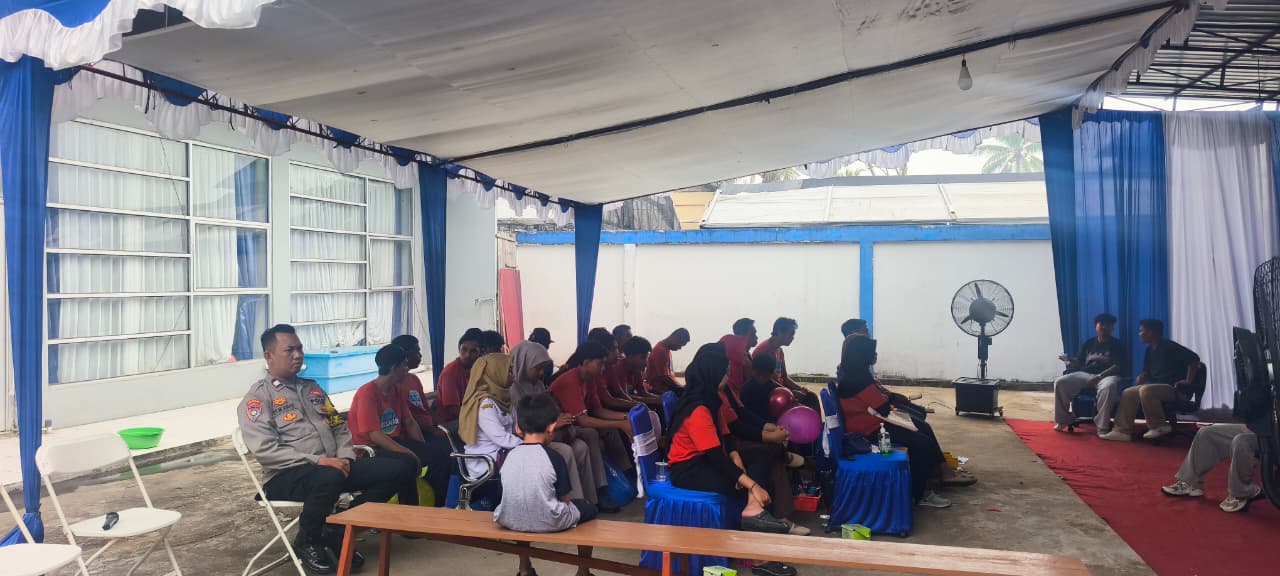 Bhabinkamtibmas Dalam Bugis Dampingi Peserta Bimtek Life Skill di BNN Kota