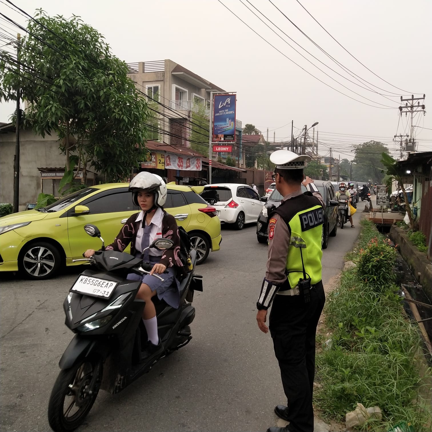 Depan Sekolah hingga Titik Macet Dijaga Polisi, Kapolresta Pontianak Utamakan Keselamatan Warga dan Pelajar jadi Prioritas