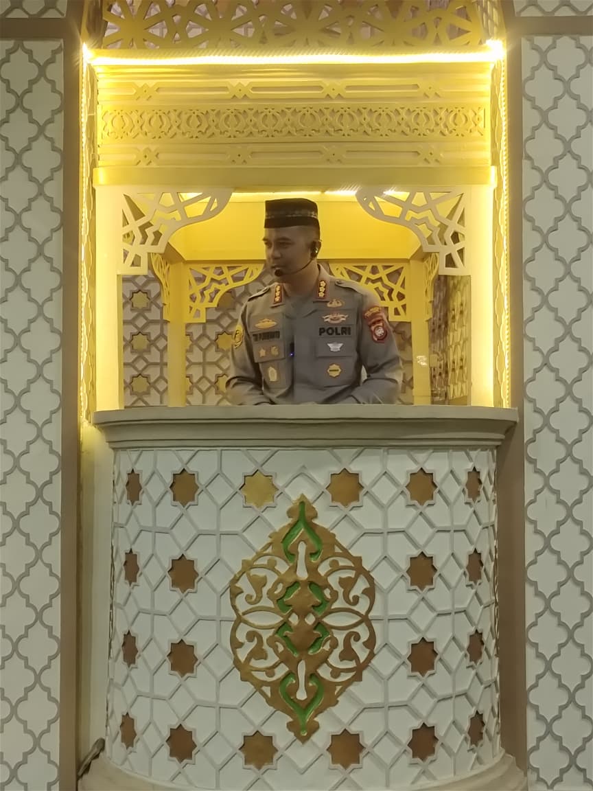 Subuh Keliling di Masjid At-Taqwa Mariana, Kapolresta Pontianak Ajak Jemaah Bersama Jaga Kamtibmas