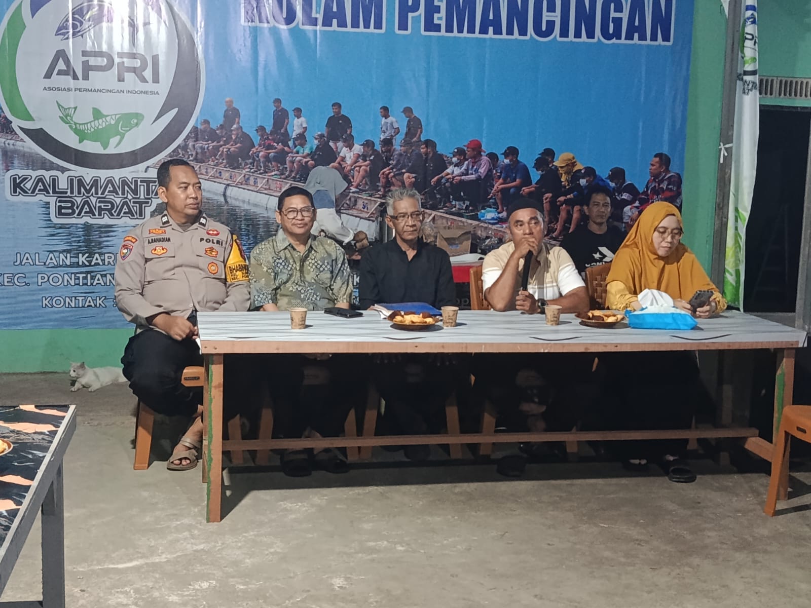 Bhabinkamtibmas Kelurahan Sei Beliung Hadiri Peremajaan RT, Sampaikan Himbauan Kamtibmas
