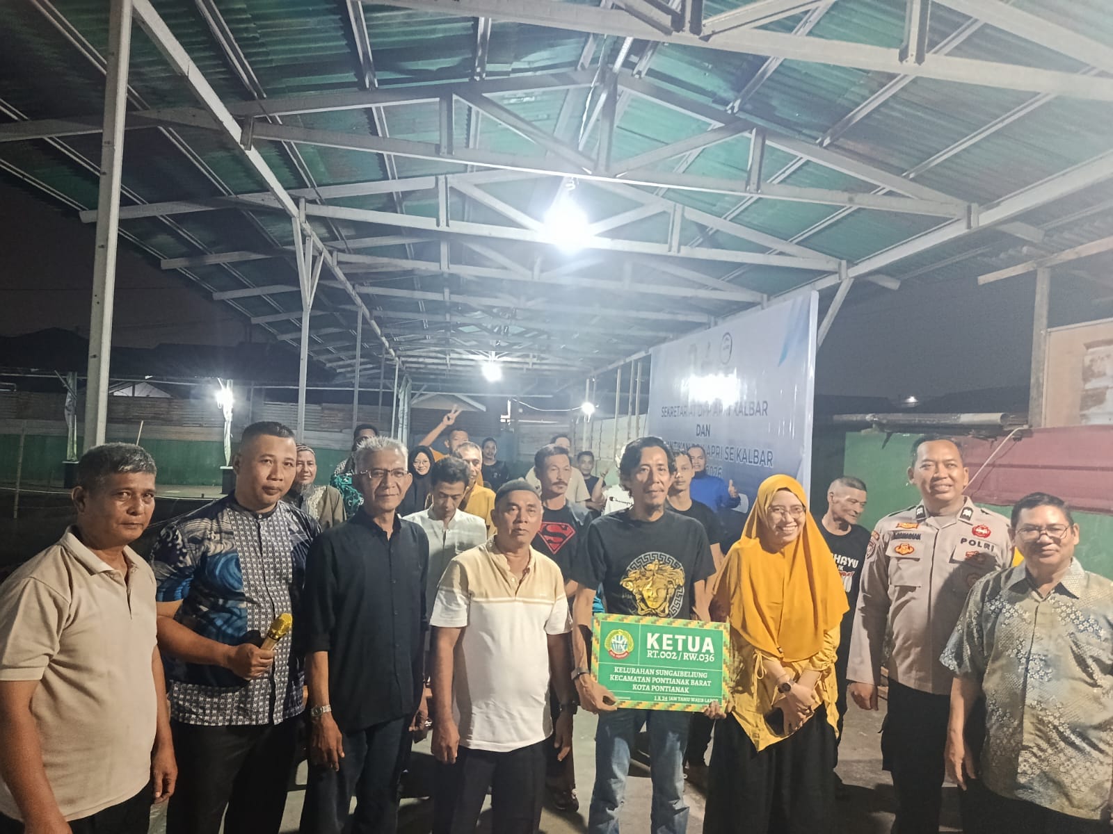 Bhabinkamtibmas Kelurahan Sei Beliung Hadiri Peremajaan RT, Sampaikan Himbauan Kamtibmas